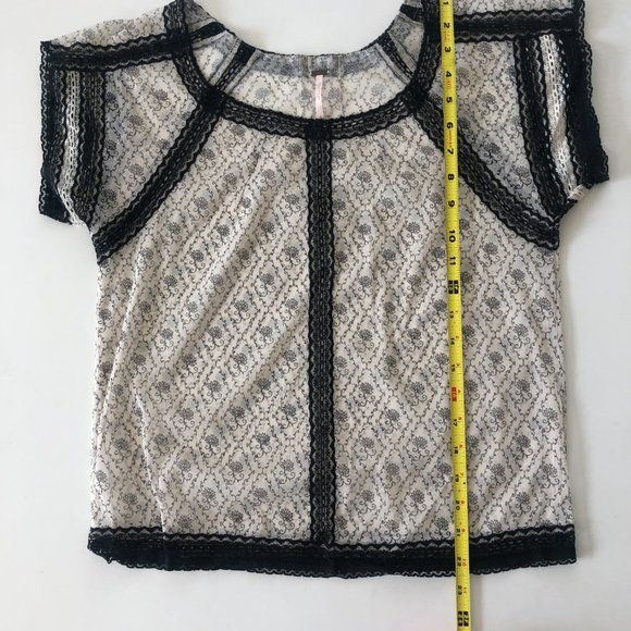 Free People Lotus Print Lace Top - Picture 7 of 7